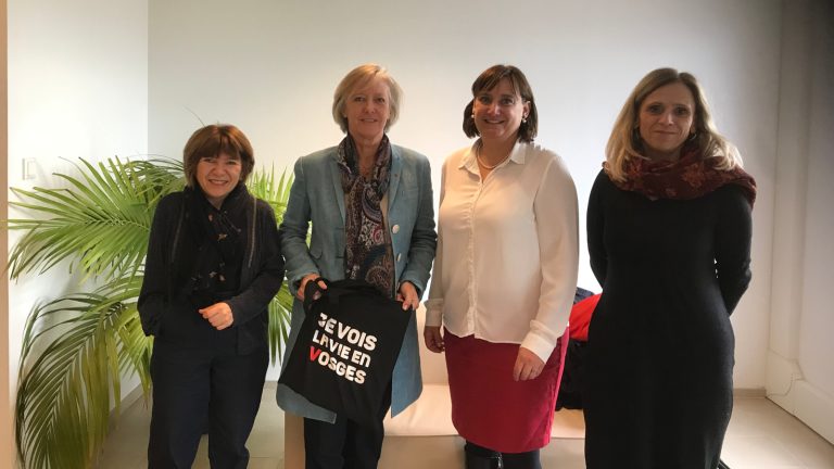Caroline Mattioni rencontre la secrétaire d’état chargée des personnes handicapées