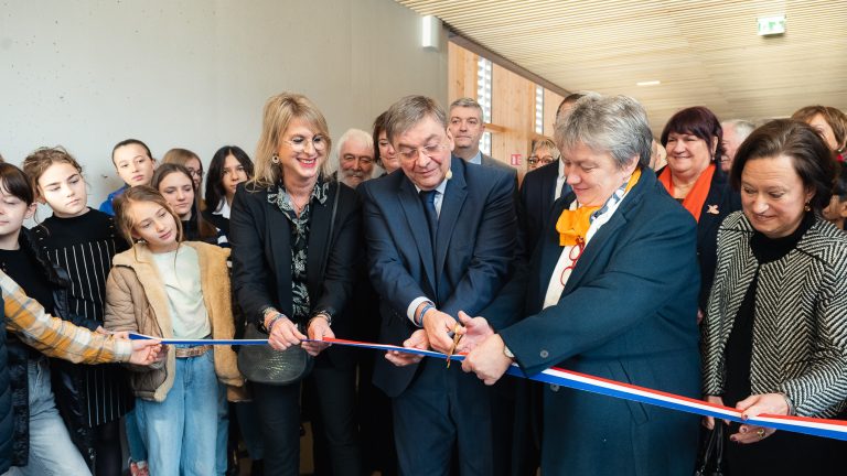 L'inauguration du nouveau collège de Vagney en images