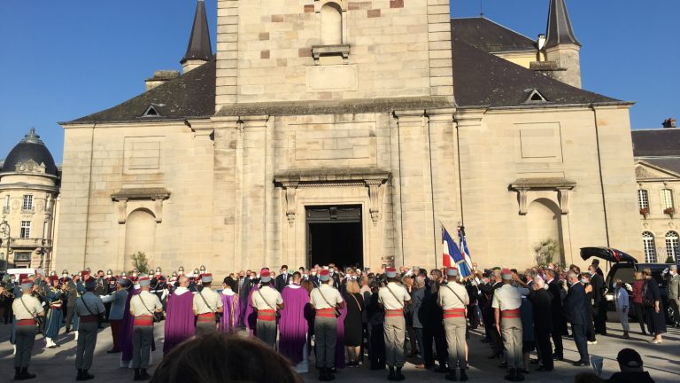 L’ADIEU DES VOSGIENS À LEUR PRÉSIDENT