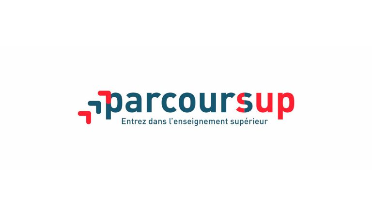 Parcoursup 2025 : Créez votre dossier candidat dès aujourd’hui !
