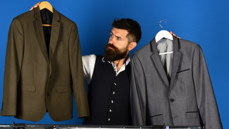 Premier emploi : quels vêtements porter lors d’un entretien ?