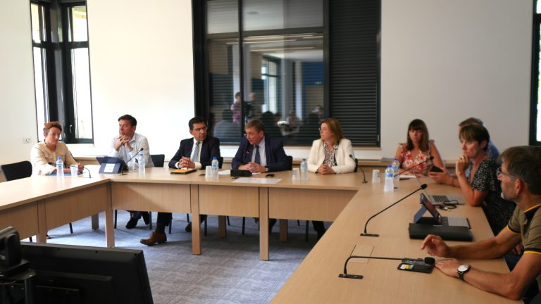 Collège du Val d’Ajol : le Département prend ses responsabilités