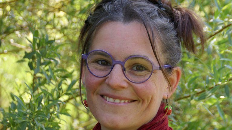 Élodie Déelle, auteure et illustratrice jeunesse