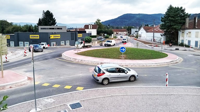 Giratoire de Saint-Nabord : circulation coupée de nuit pour la pose des enrobés