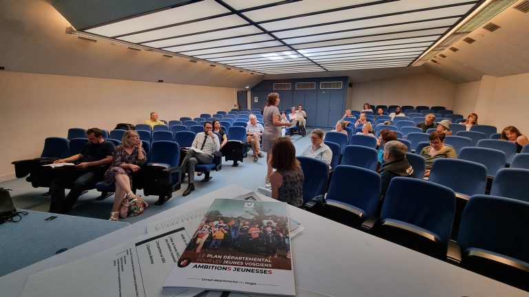 Le Conseil départemental poursuit son plan « Ambitions Jeunesses »