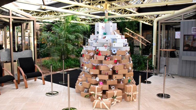 Quand l'esprit de Noël envahit les Archives départementales