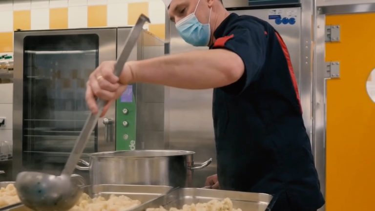 L'alimentation des collégiens : un enjeu primordial pour le Département