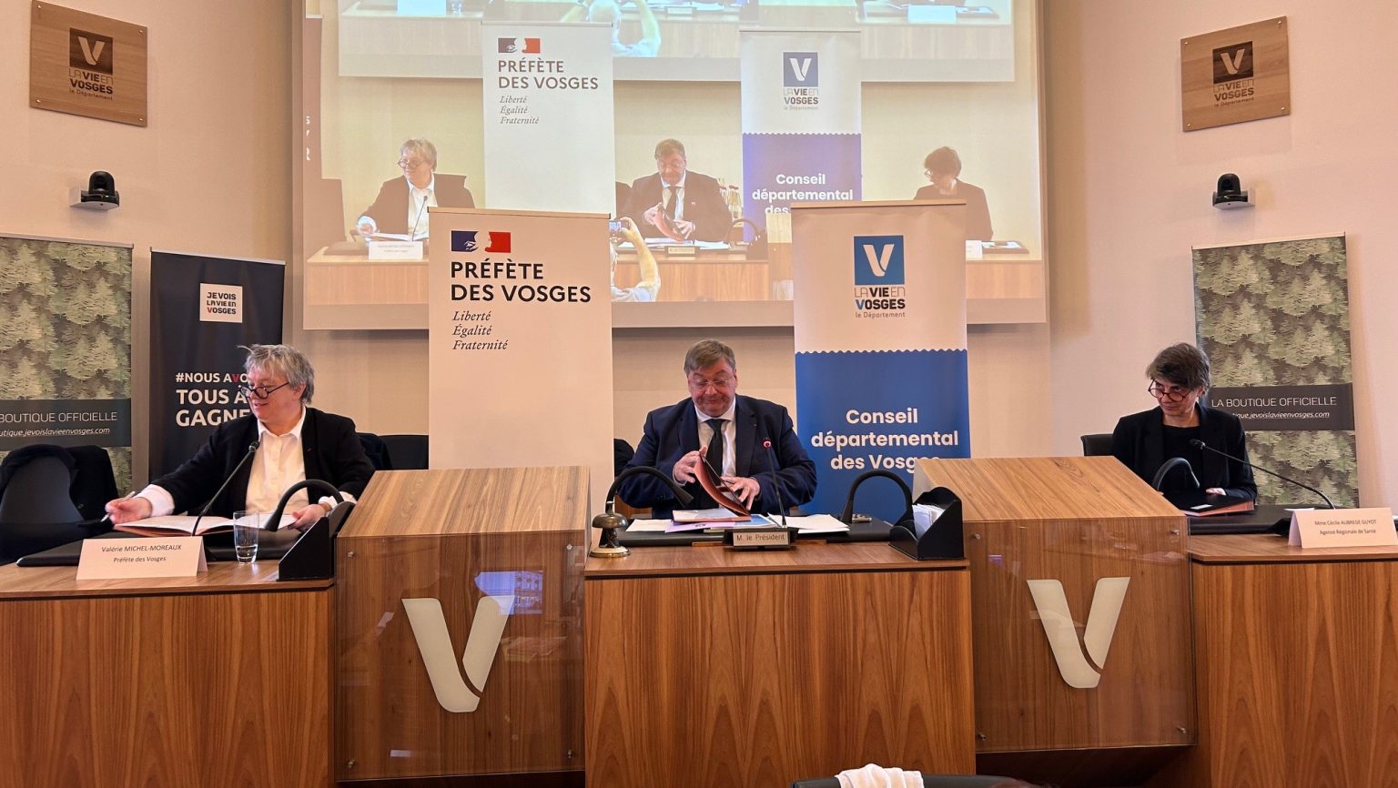 signature contrat enfance 2