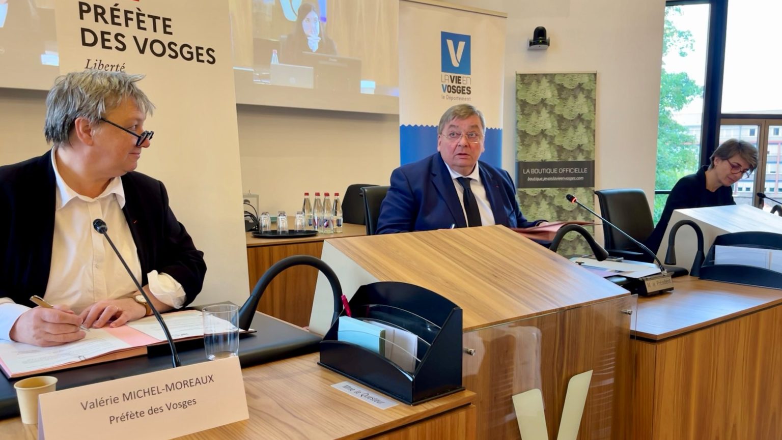 signature contrat enfance